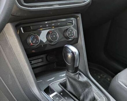 Фольксваген Тигуан, объемом двигателя 2 л и пробегом 148 тыс. км за 16790 $, фото 16 на Automoto.ua