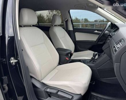 Фольксваген Тігуан, об'ємом двигуна 2 л та пробігом 117 тис. км за 19650 $, фото 23 на Automoto.ua