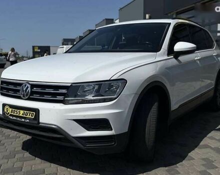 Фольксваген Тигуан, объемом двигателя 2 л и пробегом 123 тыс. км за 21800 $, фото 2 на Automoto.ua