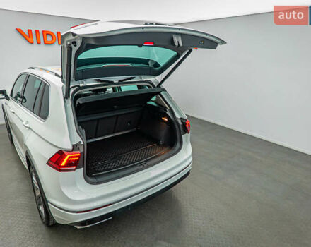 Фольксваген Тигуан, объемом двигателя 2 л и пробегом 56 тыс. км за 31844 $, фото 6 на Automoto.ua