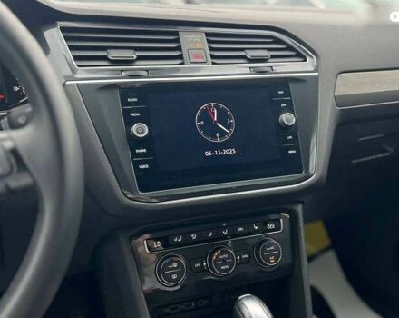 Фольксваген Тигуан, объемом двигателя 2 л и пробегом 42 тыс. км за 22200 $, фото 19 на Automoto.ua