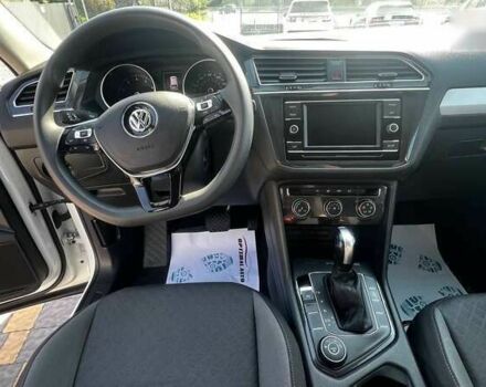 Фольксваген Тігуан, об'ємом двигуна 2 л та пробігом 163 тис. км за 15990 $, фото 18 на Automoto.ua