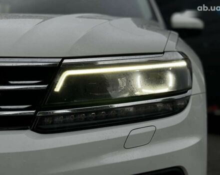 Фольксваген Тигуан, объемом двигателя 2 л и пробегом 201 тыс. км за 27999 $, фото 4 на Automoto.ua