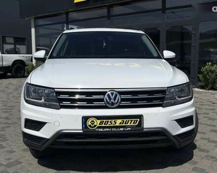 Фольксваген Тигуан, объемом двигателя 2 л и пробегом 123 тыс. км за 21800 $, фото 1 на Automoto.ua