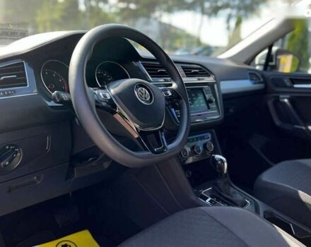 Фольксваген Тігуан, об'ємом двигуна 2 л та пробігом 211 тис. км за 16999 $, фото 16 на Automoto.ua
