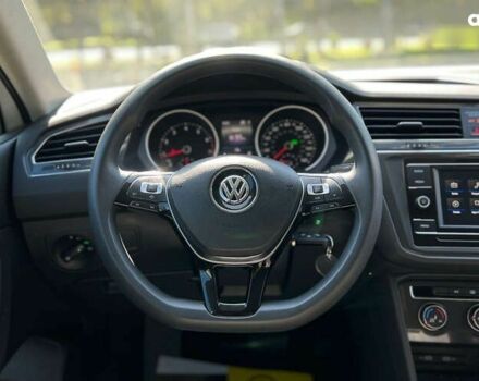 Фольксваген Тігуан, об'ємом двигуна 2 л та пробігом 211 тис. км за 16999 $, фото 13 на Automoto.ua