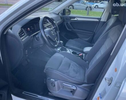 Фольксваген Тігуан, об'ємом двигуна 2 л та пробігом 186 тис. км за 27500 $, фото 25 на Automoto.ua