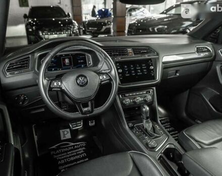 Фольксваген Тігуан, об'ємом двигуна 2 л та пробігом 45 тис. км за 31900 $, фото 23 на Automoto.ua