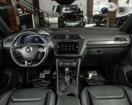 Фольксваген Тігуан, об'ємом двигуна 2 л та пробігом 45 тис. км за 31900 $, фото 20 на Automoto.ua