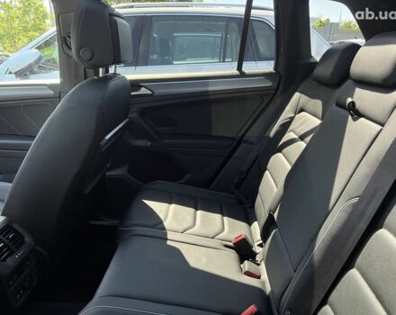 Фольксваген Тігуан, об'ємом двигуна 2 л та пробігом 59 тис. км за 36408 $, фото 20 на Automoto.ua