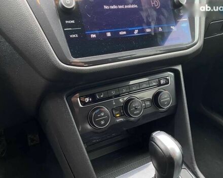 Фольксваген Тигуан, объемом двигателя 2 л и пробегом 115 тыс. км за 18900 $, фото 16 на Automoto.ua