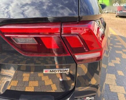 Фольксваген Тигуан, объемом двигателя 2 л и пробегом 211 тыс. км за 16400 $, фото 23 на Automoto.ua