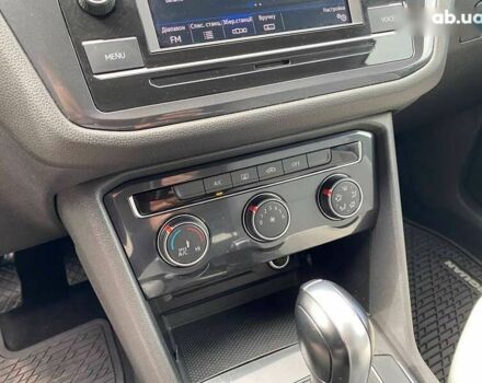 Фольксваген Тигуан, объемом двигателя 2 л и пробегом 33 тыс. км за 18900 $, фото 15 на Automoto.ua