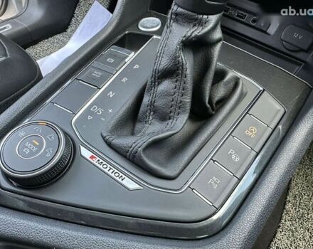 Фольксваген Тігуан, об'ємом двигуна 2 л та пробігом 93 тис. км за 26999 $, фото 23 на Automoto.ua