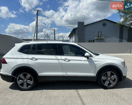 Фольксваген Тигуан, объемом двигателя 1.98 л и пробегом 60 тыс. км за 20500 $, фото 5 на Automoto.ua