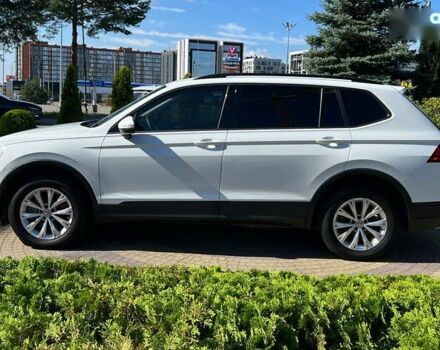 Фольксваген Тігуан, об'ємом двигуна 2 л та пробігом 211 тис. км за 16999 $, фото 3 на Automoto.ua