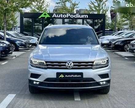 Фольксваген Тигуан, объемом двигателя 2 л и пробегом 103 тыс. км за 35500 $, фото 4 на Automoto.ua