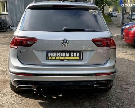 Фольксваген Тігуан, об'ємом двигуна 2 л та пробігом 132 тис. км за 23500 $, фото 5 на Automoto.ua