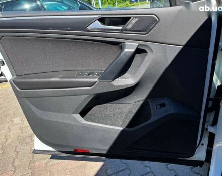 Фольксваген Тигуан, объемом двигателя 2 л и пробегом 110 тыс. км за 32999 $, фото 10 на Automoto.ua