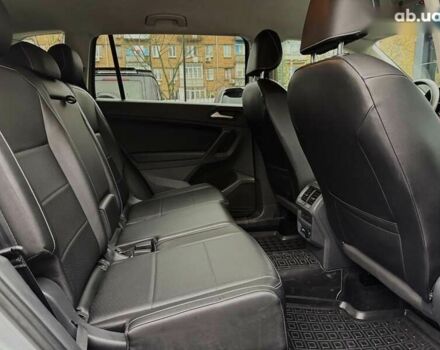 Фольксваген Тигуан, объемом двигателя 2 л и пробегом 100 тыс. км за 23999 $, фото 29 на Automoto.ua