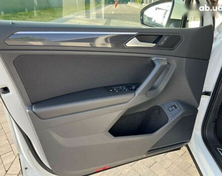 Фольксваген Тигуан, объемом двигателя 2 л и пробегом 80 тыс. км за 35500 $, фото 15 на Automoto.ua