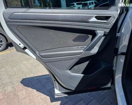 Фольксваген Тигуан, объемом двигателя 2 л и пробегом 110 тыс. км за 32999 $, фото 26 на Automoto.ua