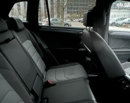 Фольксваген Тигуан, объемом двигателя 2 л и пробегом 10 тыс. км за 44776 $, фото 2 на Automoto.ua