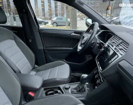 Фольксваген Тигуан, объемом двигателя 2 л и пробегом 10 тыс. км за 44776 $, фото 20 на Automoto.ua
