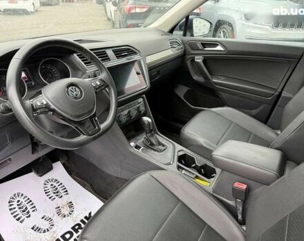 Фольксваген Тигуан, объемом двигателя 2 л и пробегом 229 тыс. км за 12700 $, фото 16 на Automoto.ua