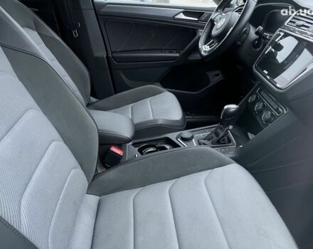 Фольксваген Тигуан, объемом двигателя 2 л и пробегом 10 тыс. км за 44776 $, фото 21 на Automoto.ua