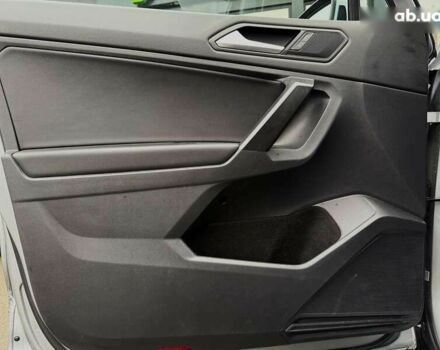 Фольксваген Тигуан, объемом двигателя 2 л и пробегом 100 тыс. км за 23999 $, фото 24 на Automoto.ua