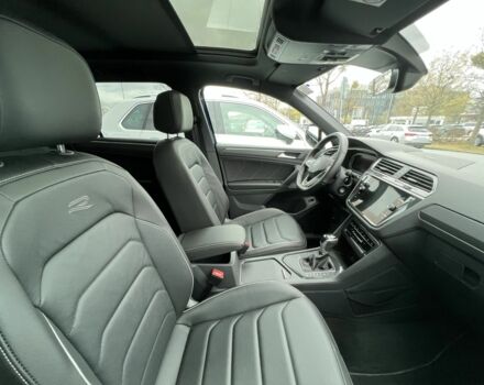 Фольксваген Тігуан, об'ємом двигуна 2 л та пробігом 10 тис. км за 49884 $, фото 22 на Automoto.ua