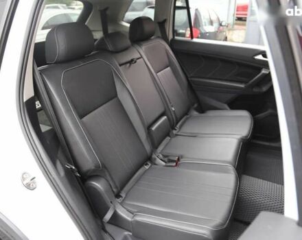 Фольксваген Тигуан, объемом двигателя 2 л и пробегом 21 тыс. км за 27900 $, фото 11 на Automoto.ua