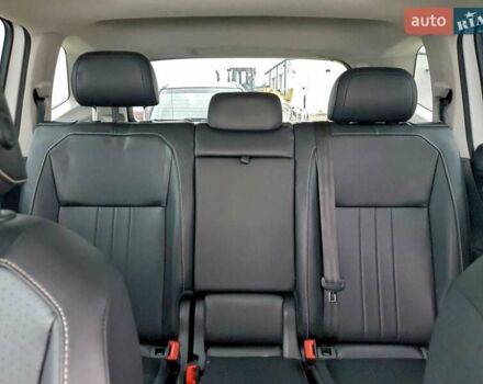 Фольксваген Тігуан, об'ємом двигуна 2 л та пробігом 87 тис. км за 18400 $, фото 4 на Automoto.ua