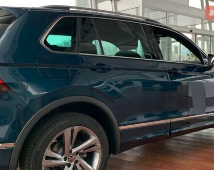 купить новое авто Фольксваген Тигуан 2022 года от официального дилера Автоцентр AUTO.RIA Фольксваген фото