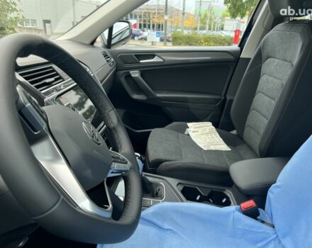 Фольксваген Тигуан, объемом двигателя 2 л и пробегом 0 тыс. км за 52384 $, фото 9 на Automoto.ua