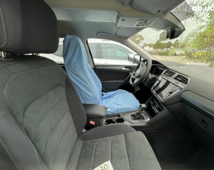 Фольксваген Тигуан, объемом двигателя 2 л и пробегом 0 тыс. км за 52384 $, фото 6 на Automoto.ua