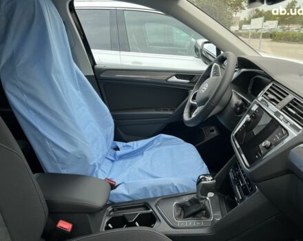 Фольксваген Тигуан, объемом двигателя 2 л и пробегом 0 тыс. км за 52384 $, фото 28 на Automoto.ua