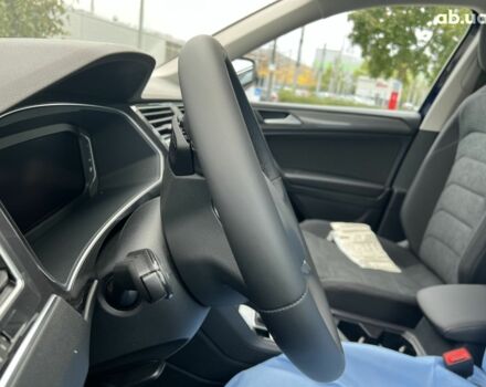 Фольксваген Тигуан, объемом двигателя 2 л и пробегом 0 тыс. км за 52384 $, фото 11 на Automoto.ua