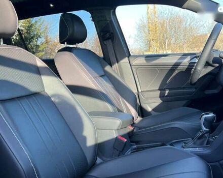 Фольксваген Тигуан, объемом двигателя 2 л и пробегом 17 тыс. км за 29500 $, фото 19 на Automoto.ua