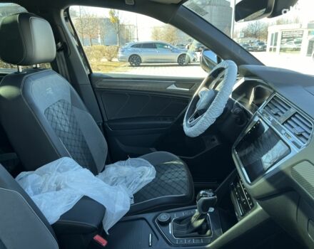 Фольксваген Тігуан, об'ємом двигуна 2 л та пробігом 1 тис. км за 60317 $, фото 12 на Automoto.ua