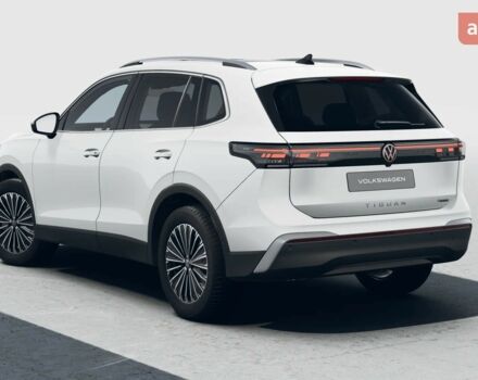 Фольксваген Тигуан, объемом двигателя 1.97 л и пробегом 0 тыс. км за 54833 $, фото 2 на Automoto.ua