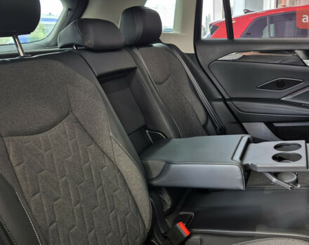 Фольксваген Тігуан, об'ємом двигуна 1.97 л та пробігом 0 тис. км за 44135 $, фото 5 на Automoto.ua