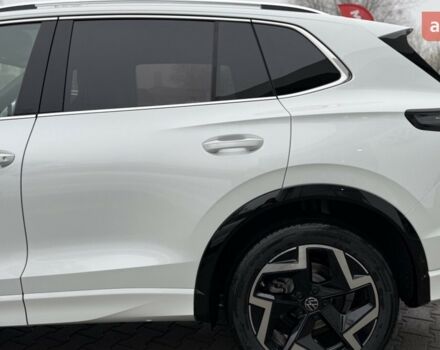 Фольксваген Тигуан, объемом двигателя 1.97 л и пробегом 0 тыс. км за 50837 $, фото 7 на Automoto.ua