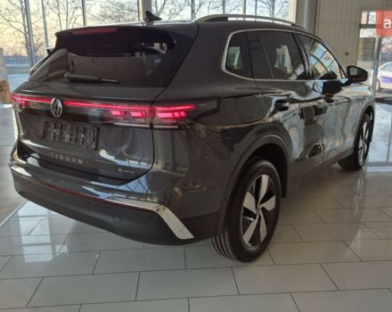 Фольксваген Тигуан, объемом двигателя 1.97 л и пробегом 0 тыс. км за 49976 $, фото 11 на Automoto.ua