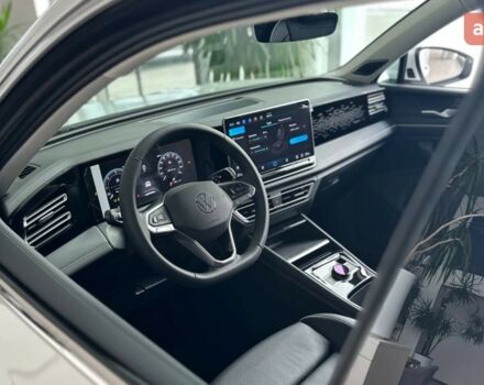 Фольксваген Тигуан, объемом двигателя 1.97 л и пробегом 0 тыс. км за 56156 $, фото 12 на Automoto.ua