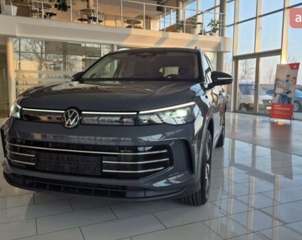 Фольксваген Тигуан, объемом двигателя 1.97 л и пробегом 0 тыс. км за 49976 $, фото 2 на Automoto.ua