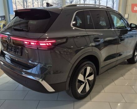 Фольксваген Тигуан, объемом двигателя 1.97 л и пробегом 0 тыс. км за 49976 $, фото 13 на Automoto.ua