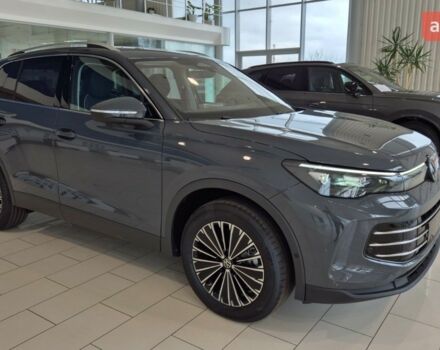Фольксваген Тигуан, объемом двигателя 1.97 л и пробегом 0 тыс. км за 49923 $, фото 3 на Automoto.ua