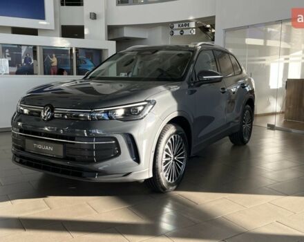 Фольксваген Тигуан, объемом двигателя 1.97 л и пробегом 0 тыс. км за 44071 $, фото 2 на Automoto.ua